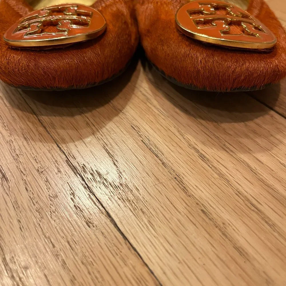 Tory Burch Reva Calf Hair Orange Leather Ballet Flat, Size 8